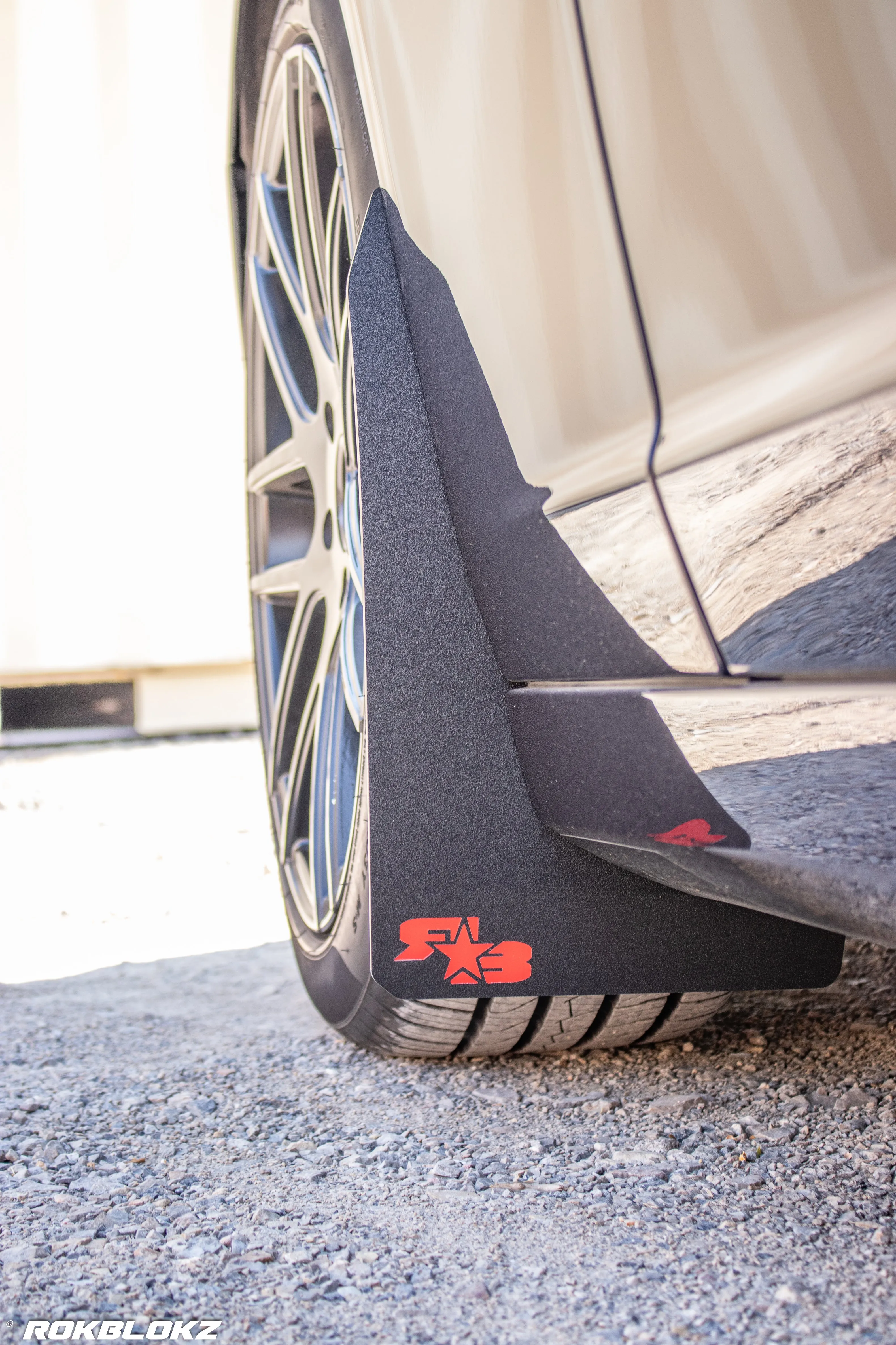 Chevrolet Camaro (5th Gen) 2014-2015 Splash Guards & Rally Mud Flaps