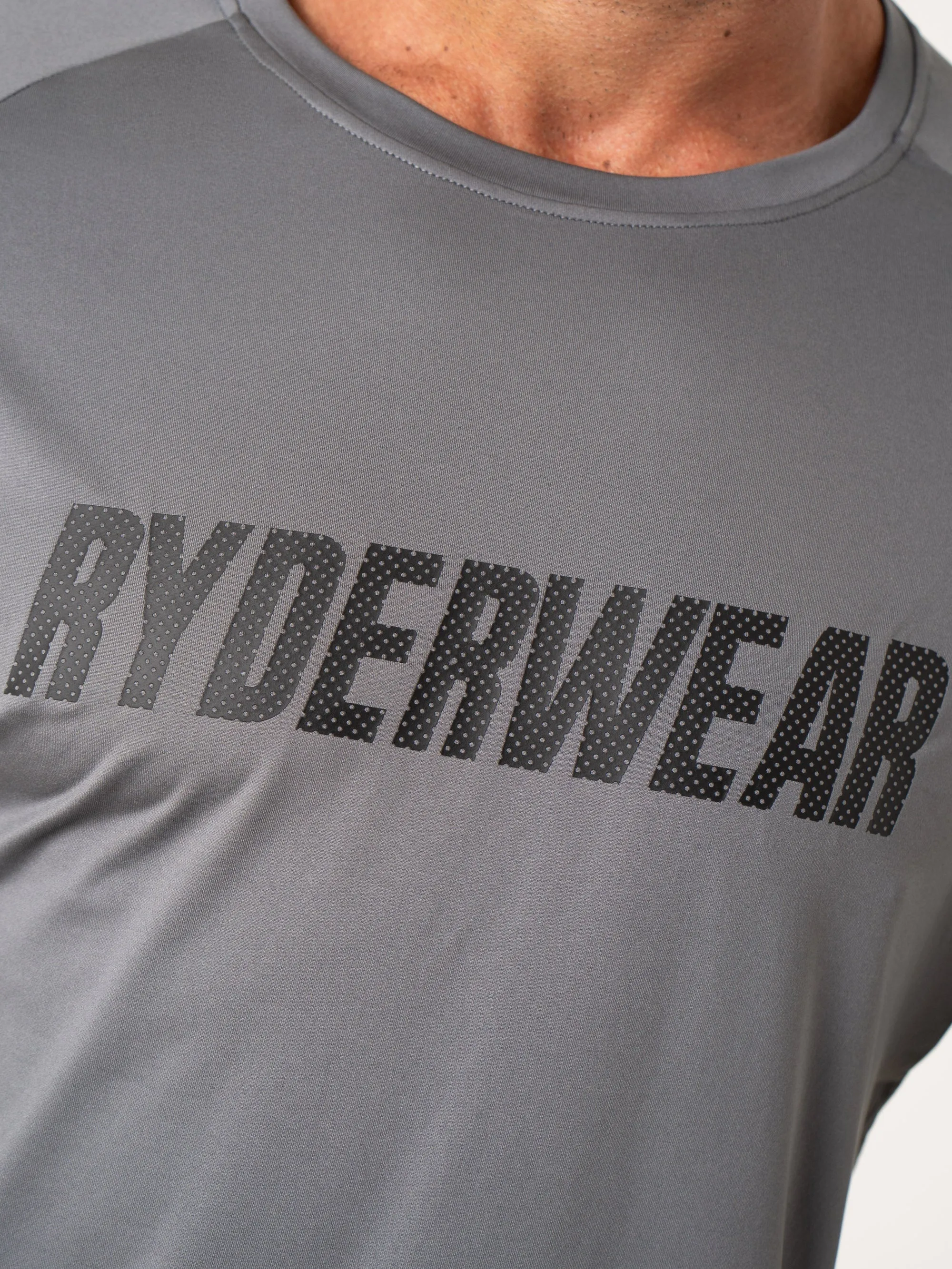 Flex Mesh T-Shirt - Charcoal