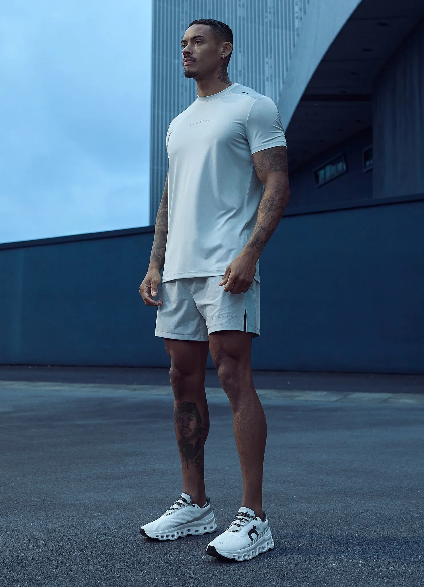 Gym King React Tee - Light Grey