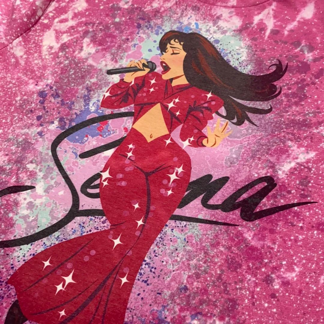 Selena Exclusive